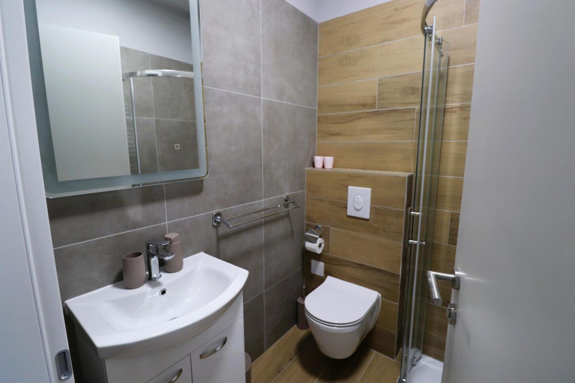 Rooms Matic Velika Mlaka ภายนอก รูปภาพ